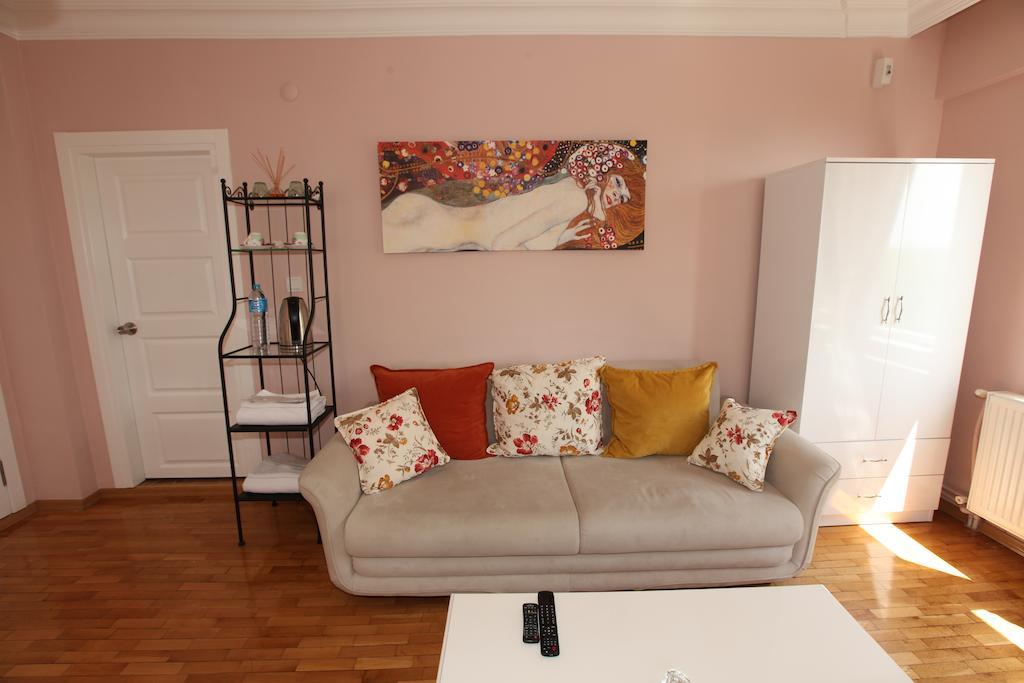 Yesim Suites Istanbul Room photo